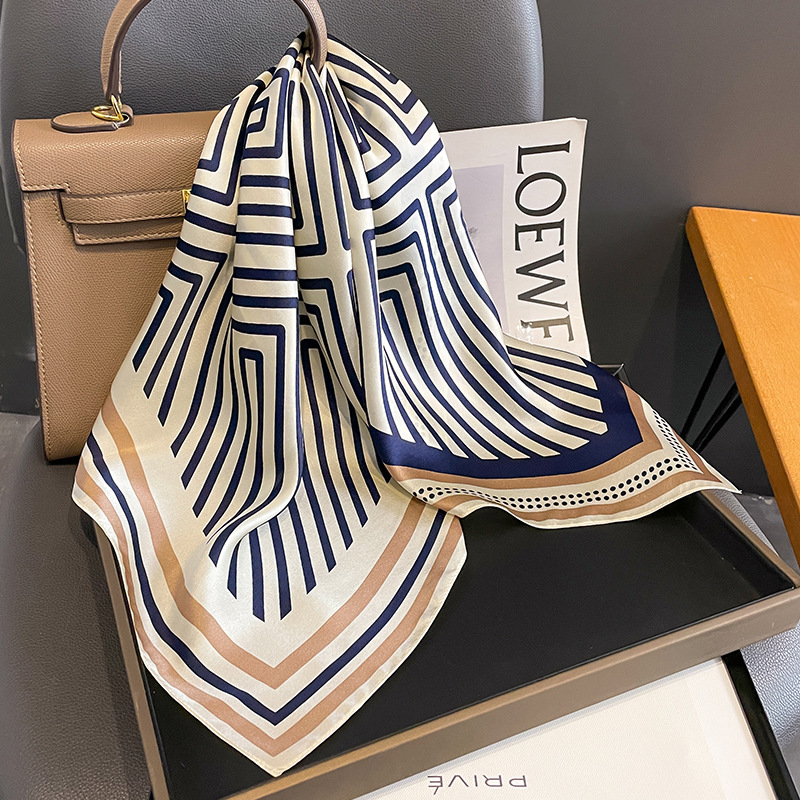 Luxury Brand Neckerchief Sprin - огляд і ціна Face Scarf Mask
